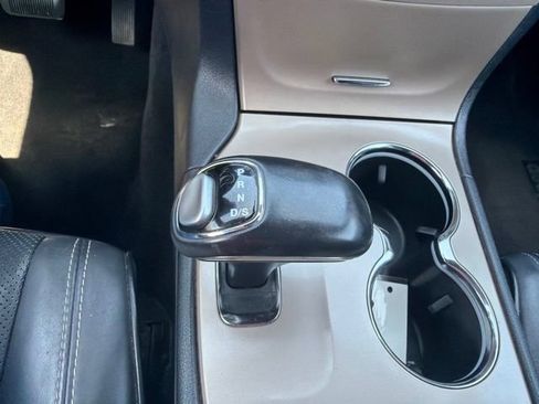 Used 2015 Jeep Grand Cherokee Overland AWD/4WD image 28