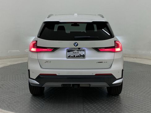 Used 2025 BMW X1 xDrive28i w/ Technology Package image 9