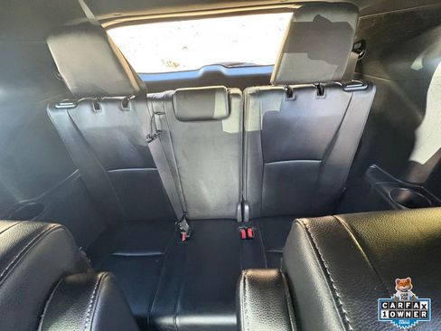 Certified 2025 Toyota Highlander XSE image 28