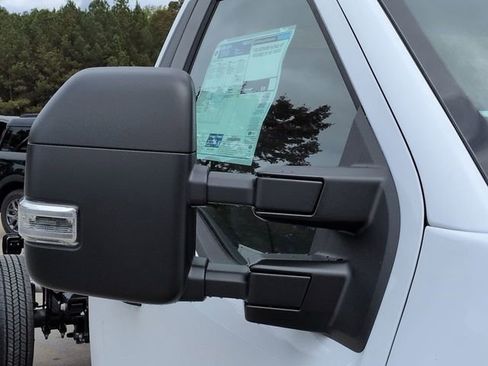 New 2026 Ford F550 XL image 11