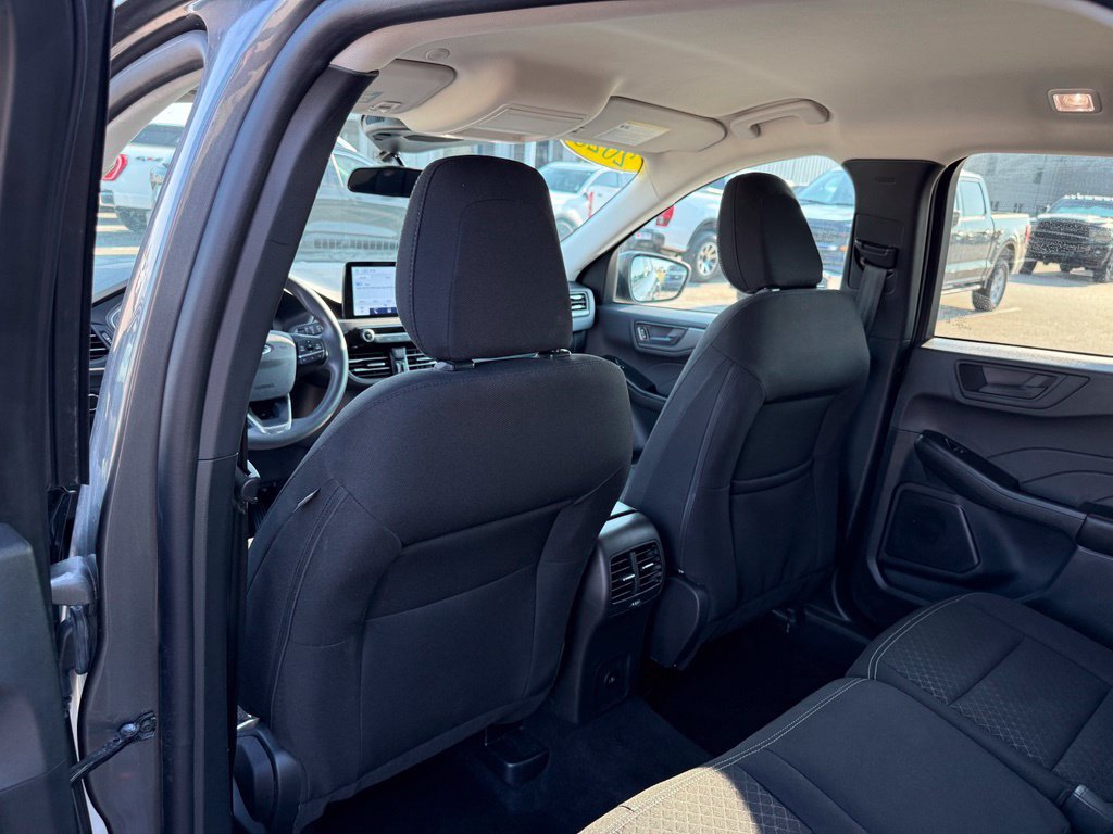 Used 2025 Ford Escape Active FWD image 10