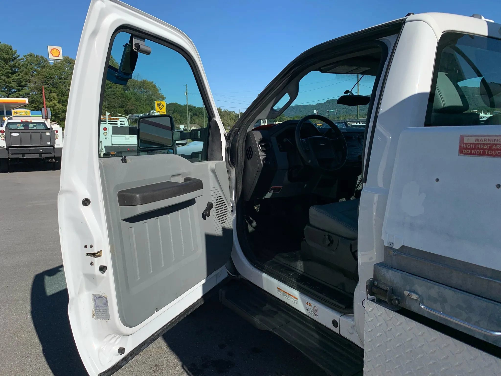 Used 2013 Ford F450 XL w/ Snow Plow Prep Pkg RWD image 8