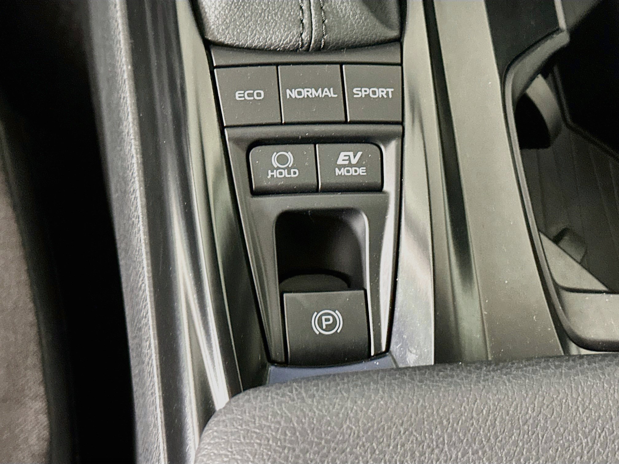 Used 2026 Toyota Camry LE w/ Convenience Package FWD image 25