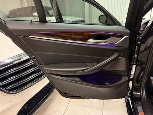 Used 2017 BMW 540i image 16