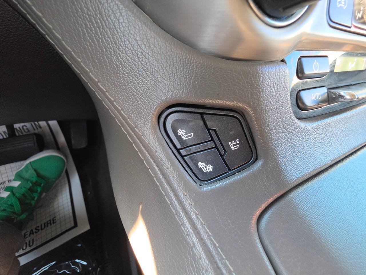 Used 2015 GMC Yukon Denali w/ Touring Package AWD/4WD image 74