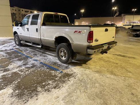 Used 2004 Ford F350 Lariat image 7