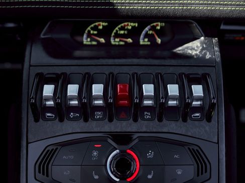 Used 2019 Lamborghini Huracan Performante image 55