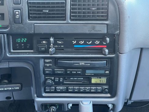 Used 1995 Toyota 4Runner SR5 image 18