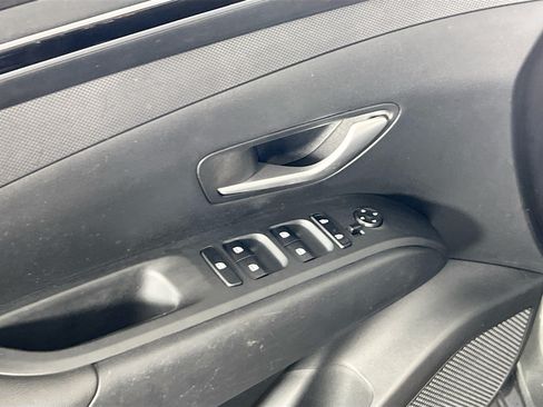 Used 2023 Hyundai Tucson SEL w/ Winter Package AWD/4WD image 17