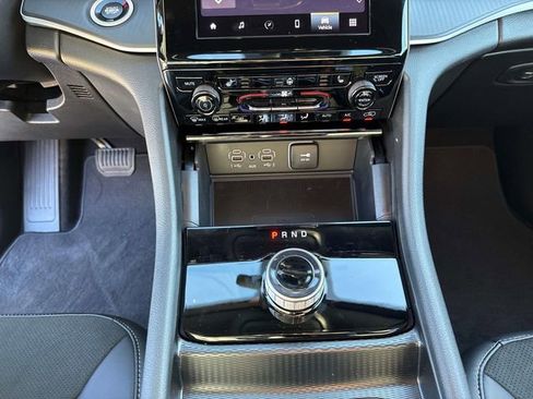 New 2025 Jeep Grand Cherokee L Altitude image 20