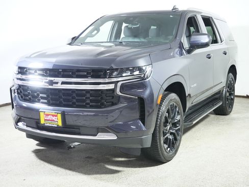 Used 2023 Chevrolet Tahoe LS image 3