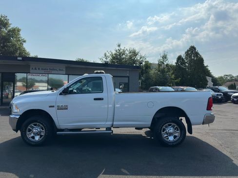 Used 2015 RAM 2500 Tradesman w/ Chrome Appearance Group image 3