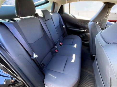 Certified 2025 Toyota Prius SE image 26