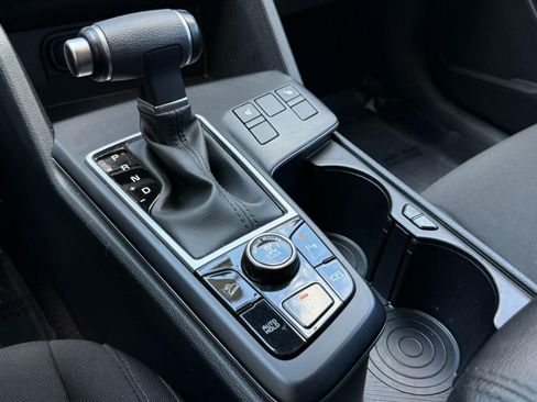 Certified 2025 Kia Sportage LX AWD/4WD image 35