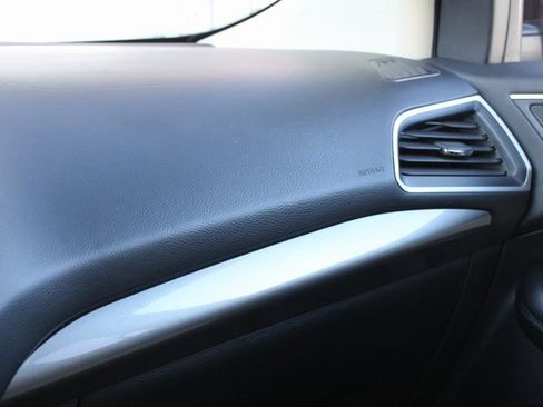 Used 2017 Ford Edge SEL w/ Equipment Group 201A image 20