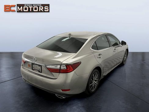 Used 2018 Lexus ES 350 FWD image 6