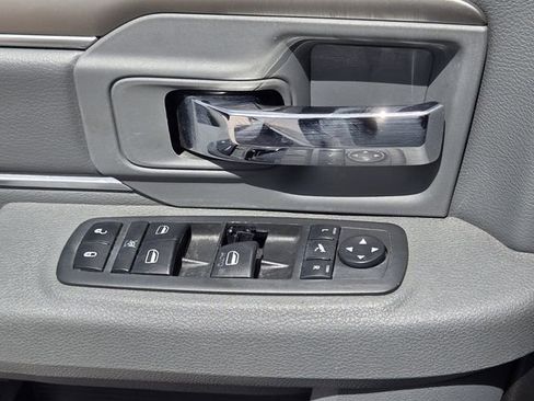 Used 2019 RAM 1500 Big Horn image 30