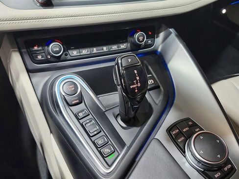 Used 2014 BMW i8 AWD/4WD image 29