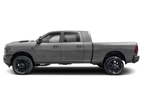 New 2026 RAM 2500 Laramie AWD/4WD image 2