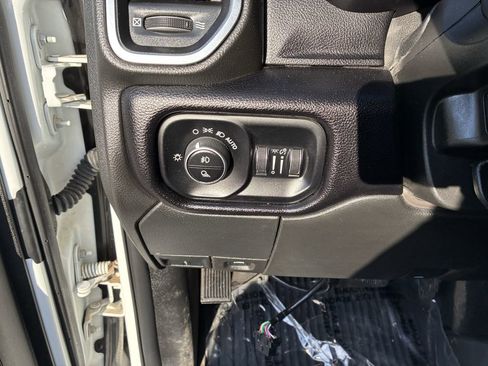 Used 2024 RAM 2500 Laramie image 16