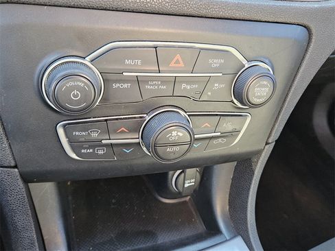 Used 2023 Dodge Charger R/T w/ Blacktop Package image 21