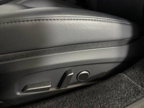 Used 2025 Tesla Model 3 Long Range RWD image 22