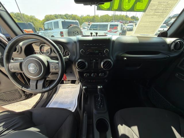 Used 2013 Jeep Wrangler Sport AWD/4WD image 18
