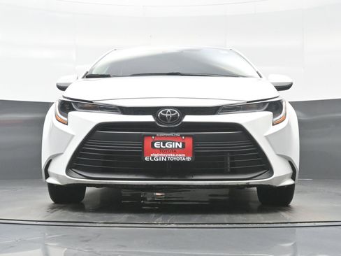 Used 2024 Toyota Corolla LE image 25