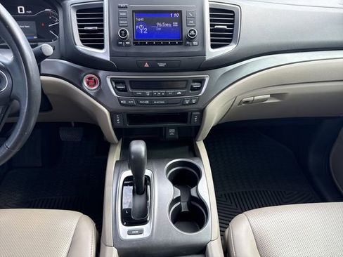 Used 2018 Honda Ridgeline RTL image 14
