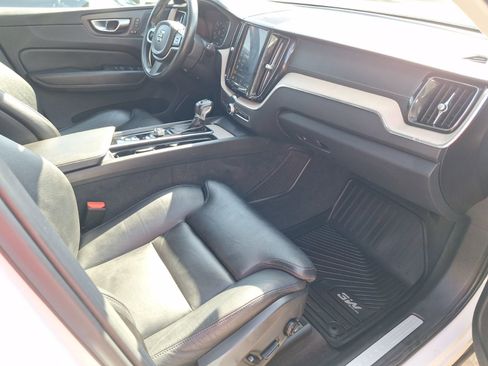 Used 2020 Volvo XC60 T6 Inscription w/ Protection Package Premier image 35