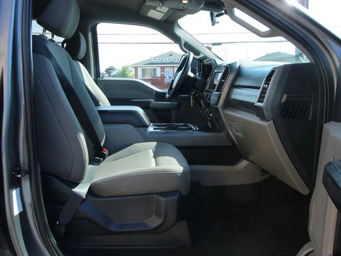 Used 2022 Ford F350 XLT w/ XLT Value Package AWD/4WD image 10