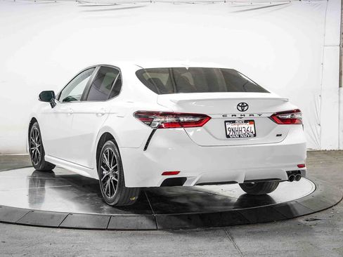 Certified 2024 Toyota Camry SE FWD image 2