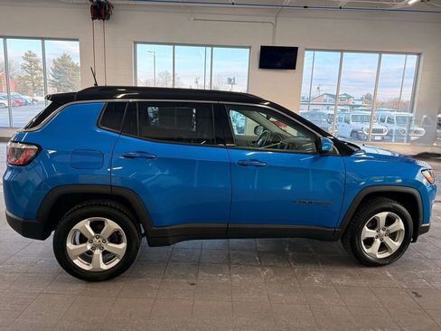 Used 2018 Jeep Compass Latitude w/ Popular Equipment Group image 8