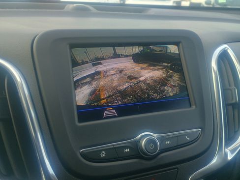 Used 2020 Chevrolet Equinox LT w/ Driver Convenience Package image 33