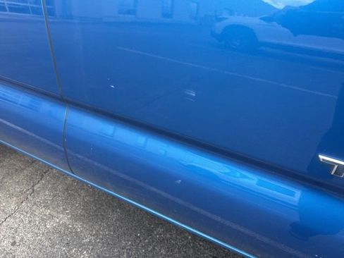 Used 2018 Toyota Tacoma TRD Off-Road w/ Technology Package image 18