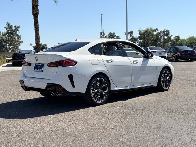 Used 2025 BMW M235i xDrive AWD/4WD image 7