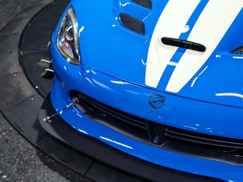 Used 2017 Dodge Viper ACR w/ Extreme Aero Package RWD image 3