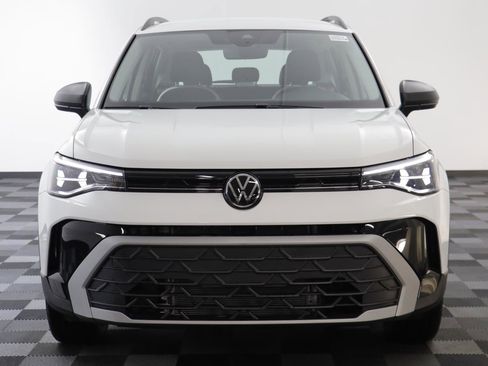 New 2026 Volkswagen Taos S image 20