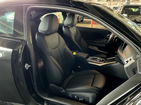 Certified 2025 BMW 230i Coupe image 8