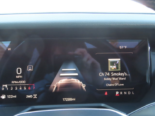 Used 2025 GMC Acadia AT4 AWD/4WD image 35