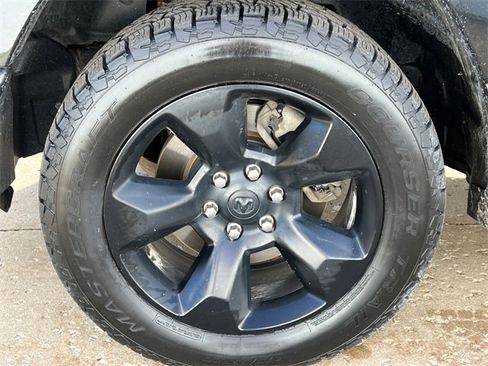 Used 2019 RAM 1500 Big Horn image 7