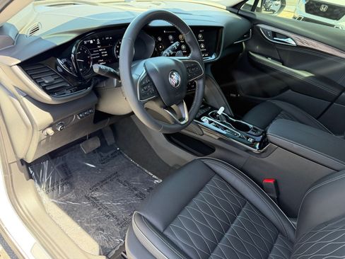 Used 2023 Buick Envision Avenir AWD/4WD image 15