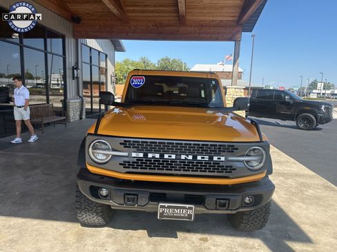 Used 2022 Ford Bronco Badlands image 17