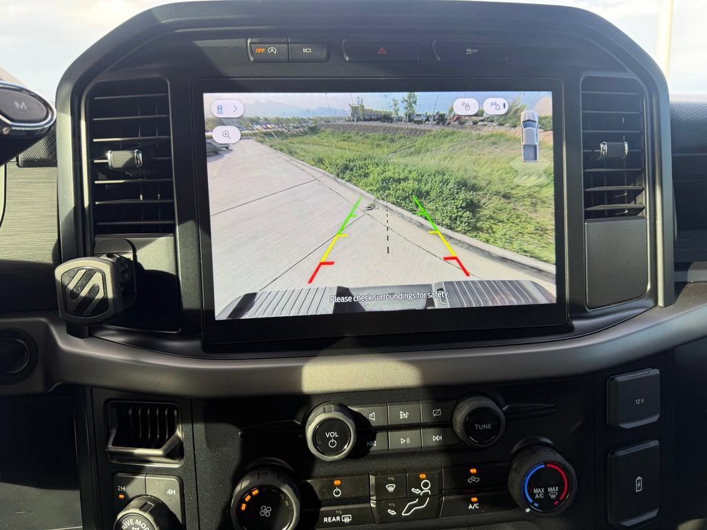 Used 2024 Ford F150 XL w/ Equipment Group 103A High AWD/4WD image 17