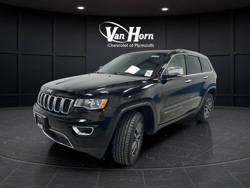 Used 2019 Jeep Grand Cherokee Limited w/ Trailer Tow Group IV AWD/4WD image 3