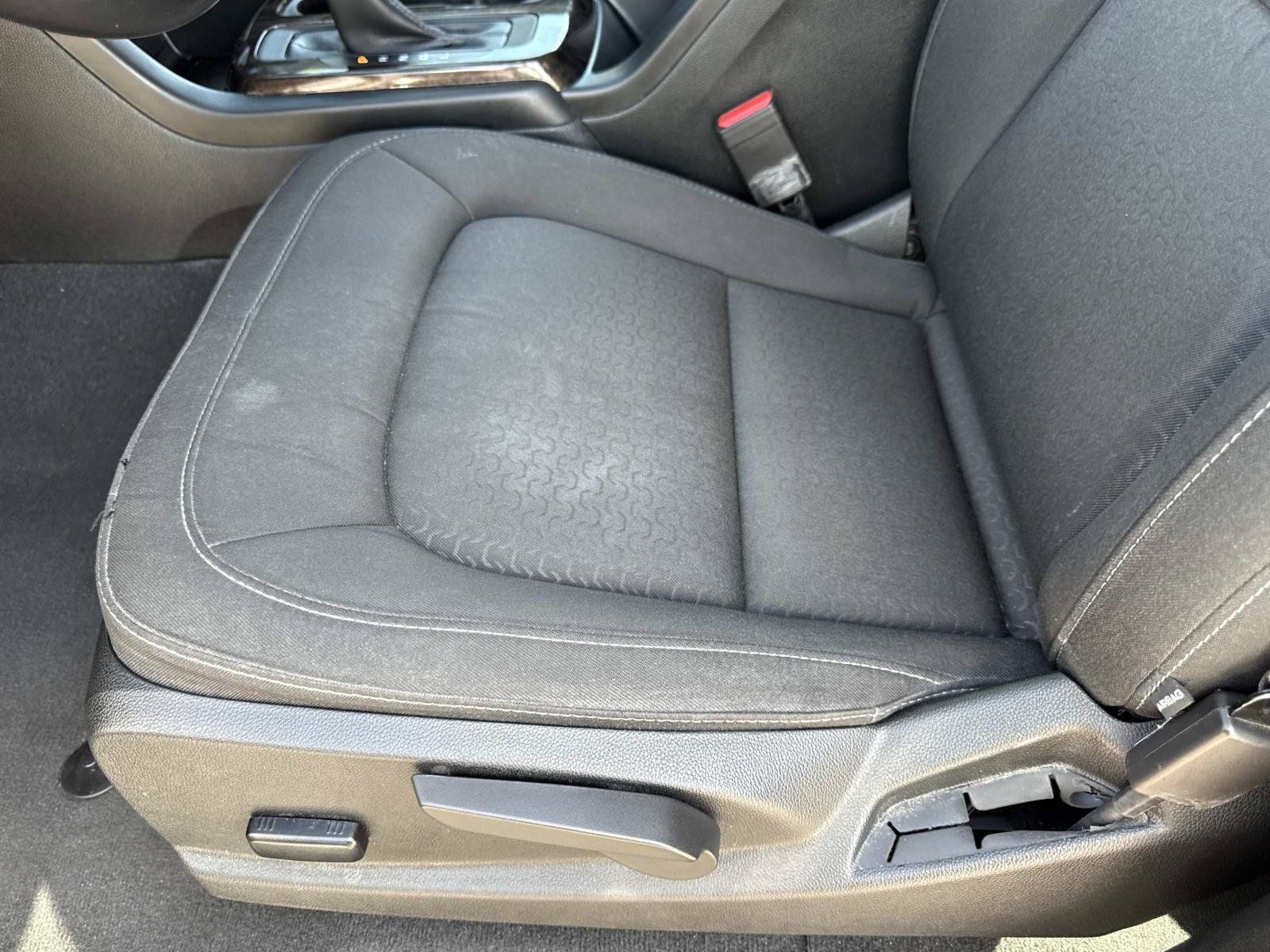 Used 2022 GMC Canyon Elevation w/ Trailering Package AWD/4WD image 19