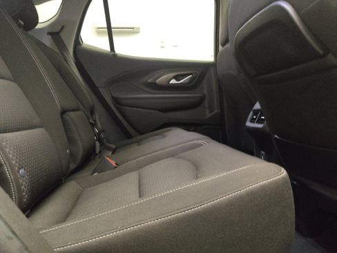 Used 2024 GMC Terrain SLE w/ LPO, Floor Liner Package FWD image 19