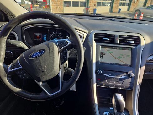 Used 2015 Ford Fusion SE w/ Equipment Group 202A image 33