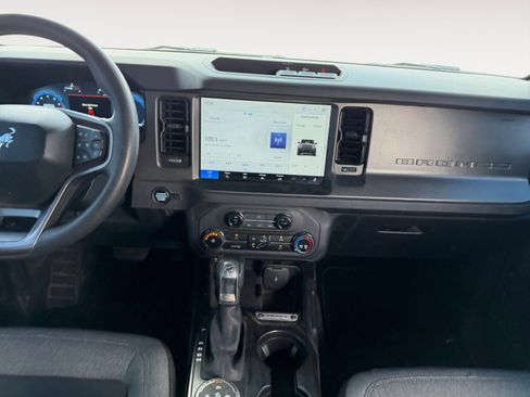 Used 2025 Ford Bronco 4-Door AWD/4WD image 11
