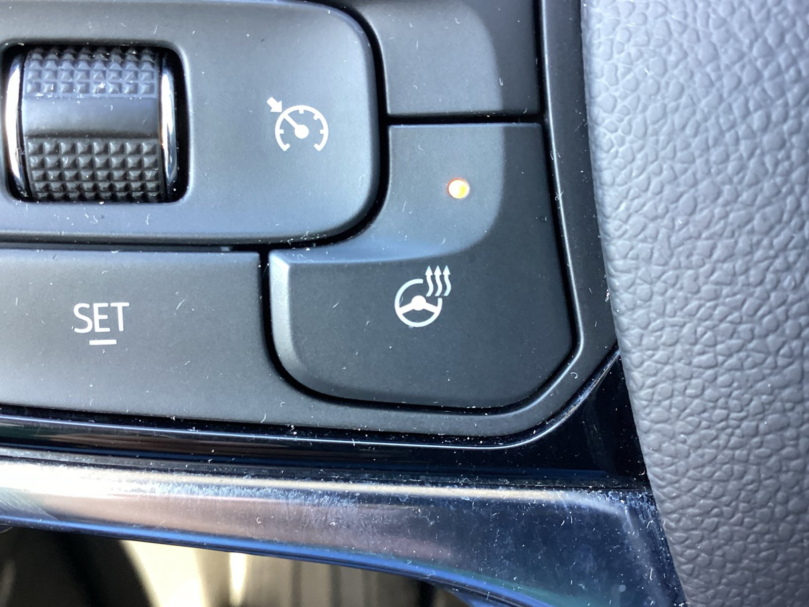Used 2023 Buick Enclave Essence FWD image 31